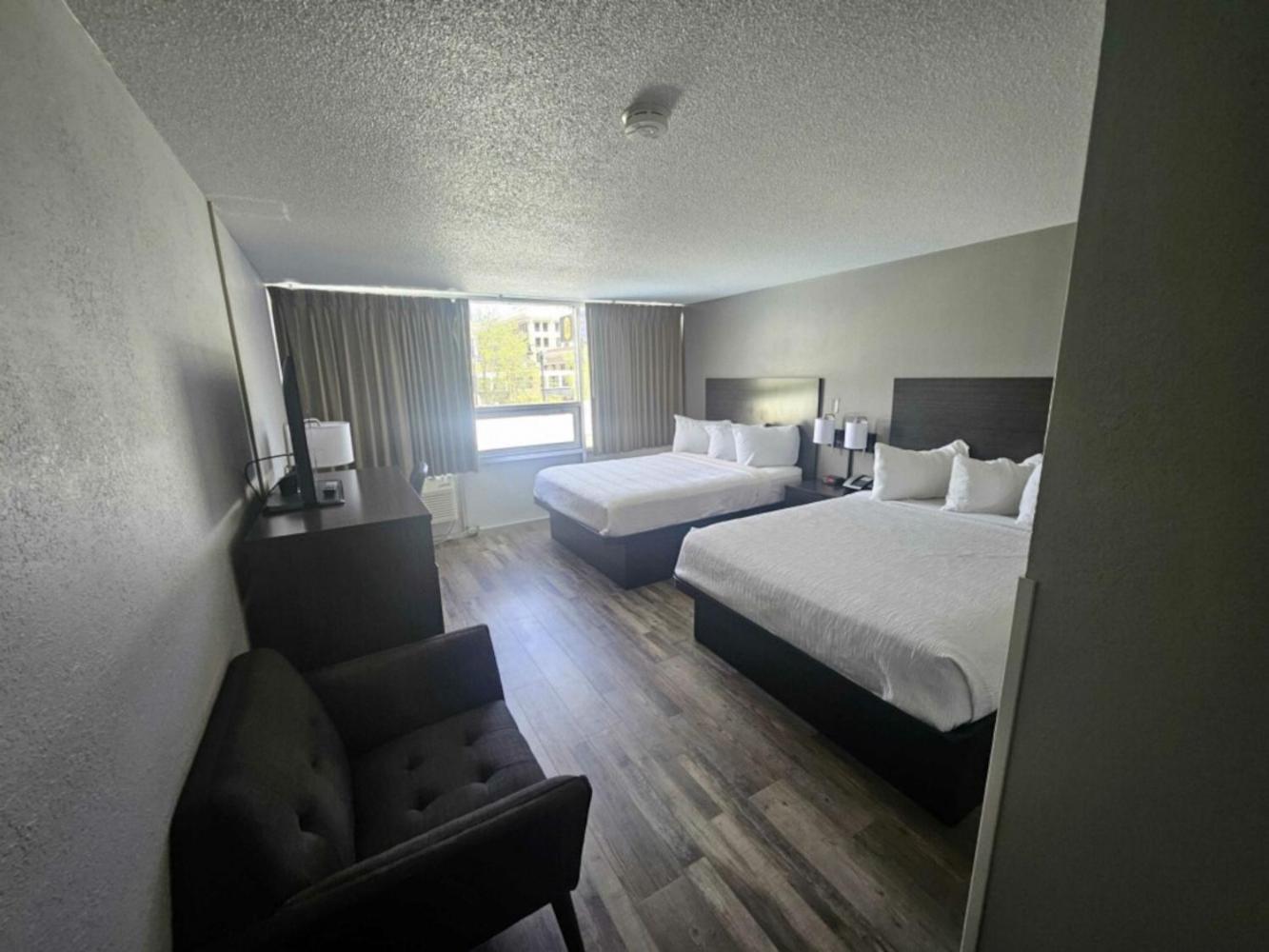 แทรเวลลอดจ์ บาย วินด์แฮม เกรทฟอลล์ Hotel เกรทฟอลส์ ภายนอก รูปภาพ