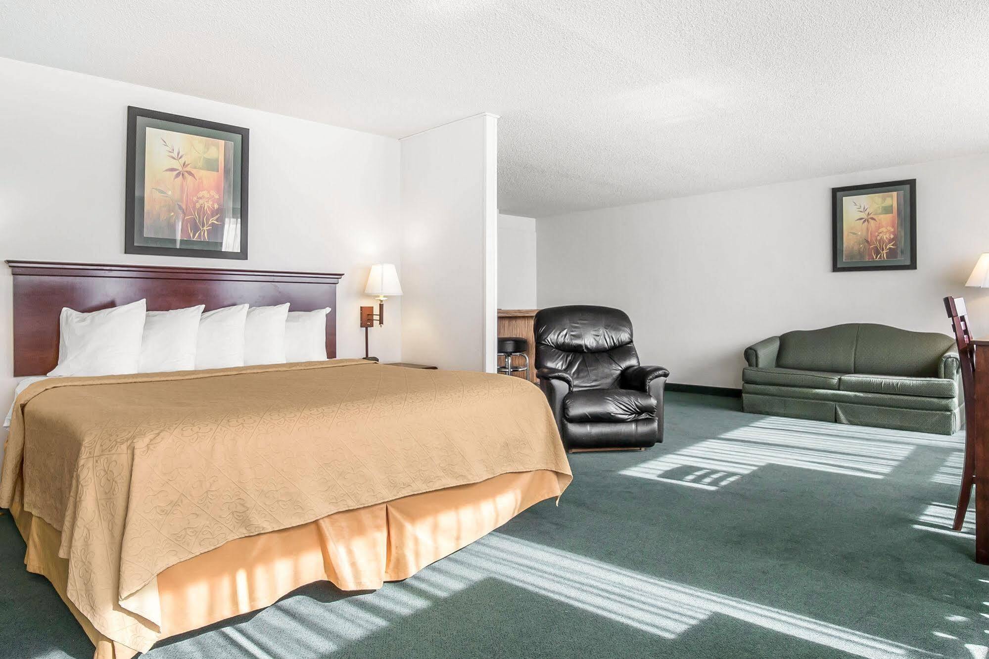 แทรเวลลอดจ์ บาย วินด์แฮม เกรทฟอลล์ Hotel เกรทฟอลส์ ภายนอก รูปภาพ